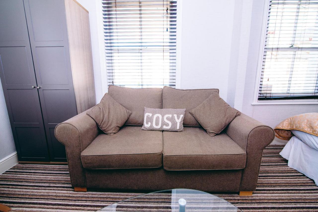 Bed and Breakfast The Mowbray AEGON International Esterno foto